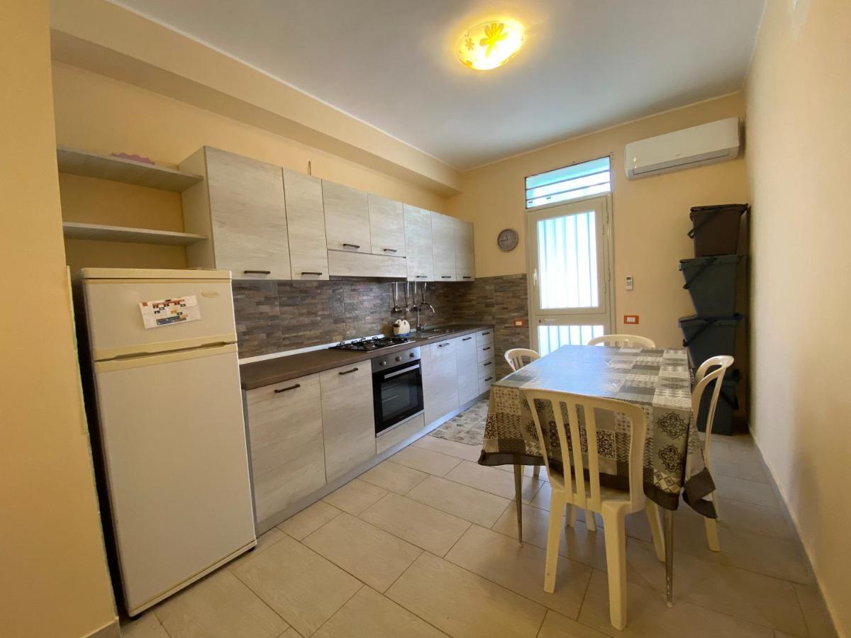 Triscina 200M From The Sea - Large Private Patio With Bbq 빌라 외부 사진